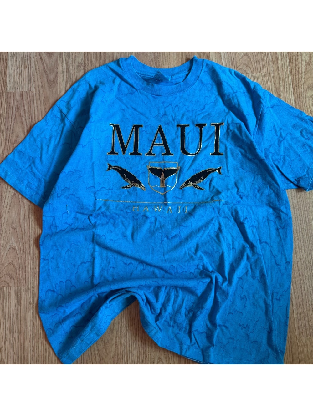 Maui Hawaii Guava Beach Dyed Tee Whales Size XL